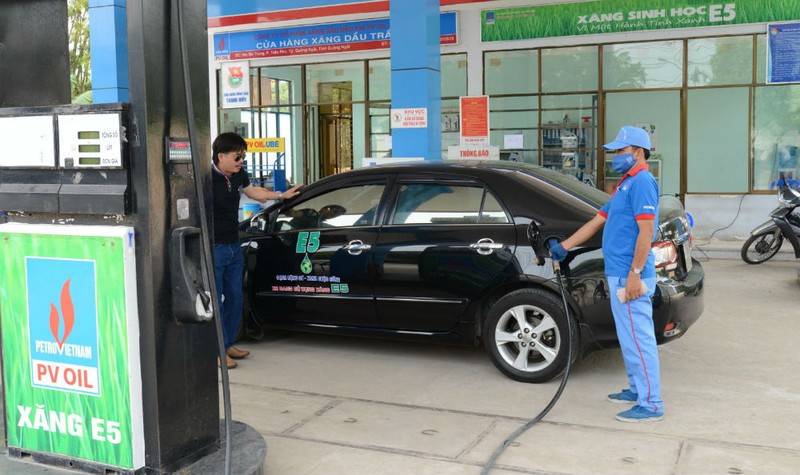 Hầu hết các doanh nghiệp đã sẵn sàng cung cấp xăng E5 nhưng đều lo lắng nguồn cung ethanol