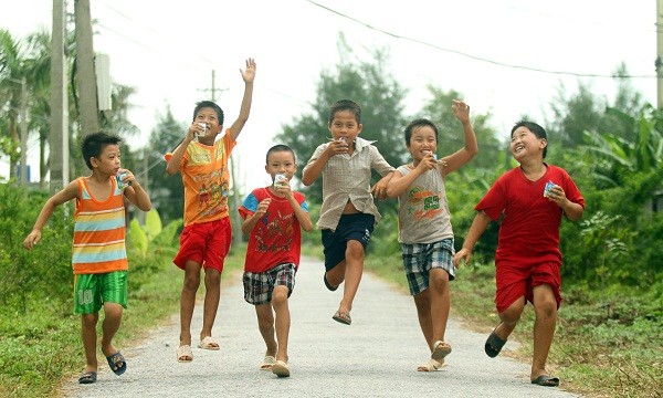 Hình thành thói quen vận động nhằm giảm thiểu nguy cơ mắc các bệnh KLN khi trẻ trưởng thành