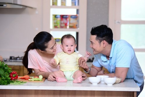 Nhật ký cho con ăn dặm siêu đáng yêu của một ông bố Việt ảnh 2
