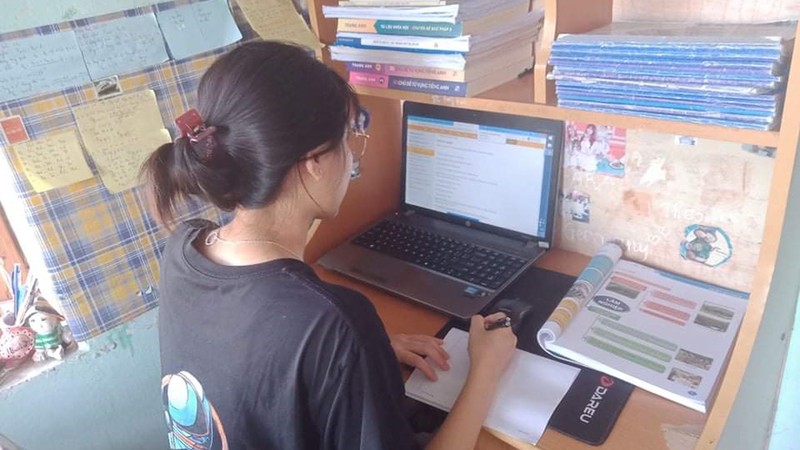 'Thấp thỏm' ôn thi tốt nghiệp THPT mùa dịch