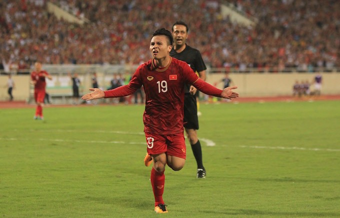 Phong độ thi đấu tuyệt vời khiến khán giả khát khao sở hữu tấm vé thi đấu của ĐT Việt Nam