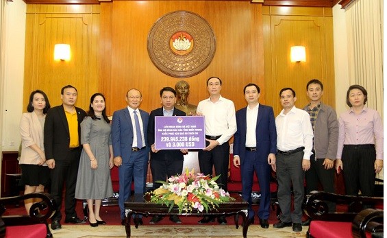 VFF và ông Park Hang seo đã có chia sẽ kịp thời với đồng bào miền Trung