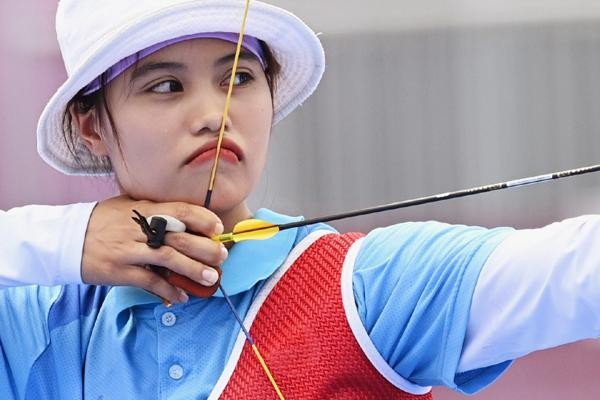 Cung thủ Ánh Nguyệt để thua đầy tiếc nuối (Ảnh: Reuters)