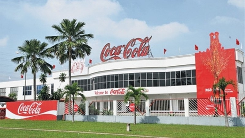 Coca Cola- một điển hình của DN FDI thua lỗ liên tục nhưng vẫn mở rộng quy mô sản xuất, kinh doanh.