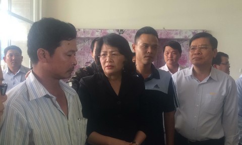 Vụ cháy chung cư Carina Plaza: Một nạn nhân chết não nguy kịch ảnh 1