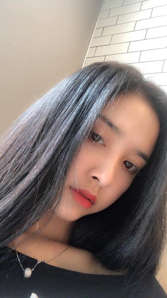Bất ngờ hình ảnh thời thơ ấu của Hoa hậu, Á hậu Việt Nam 2018 ảnh 23