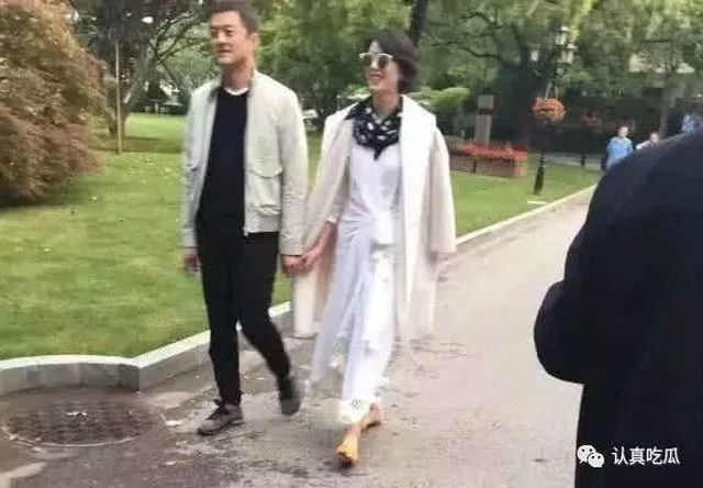 Đang hạnh phúc bên tình mới, Lý Á Bằng vẫn không quên tổ chức sinh nhật cho con gái - 1 Đang hạnh phúc bên tình mới, Lý Á Bằng vẫn không quên tổ chức sinh nhật cho con gái - 1