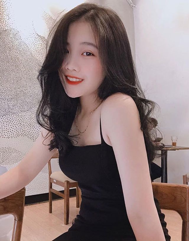 Bạn gái hotgirl của Đoàn Văn Hậu diện bikini khoe đường cong nóng bỏng - 7 Bạn gái hotgirl của Đoàn Văn Hậu diện bikini khoe đường cong nóng bỏng - 7