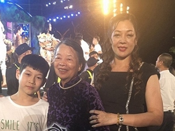 Gia đình mẫu mực, bố mẹ thành đạt của tân Hoa hậu Thế giới Việt Nam Lương Mỹ Linh - Ảnh 4. Gia đình mẫu mực, bố mẹ thành đạt của tân Hoa hậu Thế giới Việt Nam Lương Mỹ Linh - Ảnh 4.