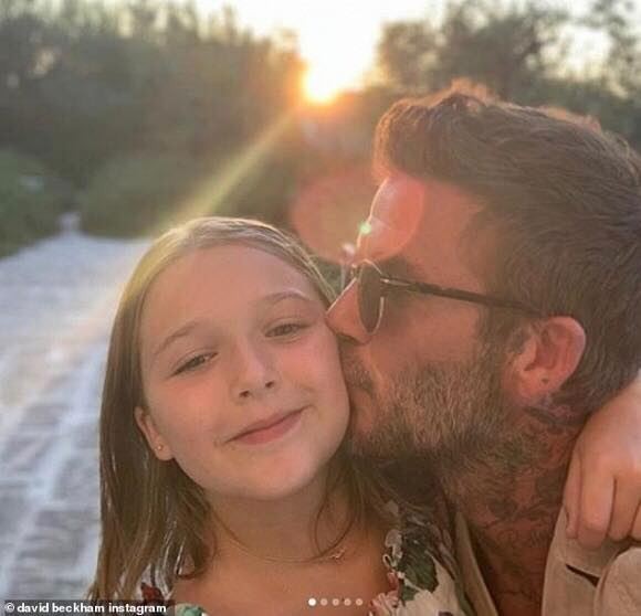 Hình ảnh ngọt ngào giữa công chúa Happer và bố David Beckham khiến hàng nghìn trái tim tan chảy - Ảnh 2. Hình ảnh ngọt ngào giữa công chúa Happer và bố David Beckham khiến hàng nghìn trái tim tan chảy - Ảnh 2.