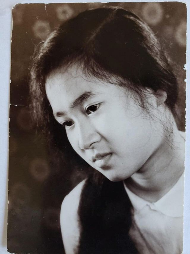NSND Lan Hương gây xôn xao với dung nhan thời thiếu nữ - 1 NSND Lan Hương gây xôn xao với dung nhan thời thiếu nữ - 1
