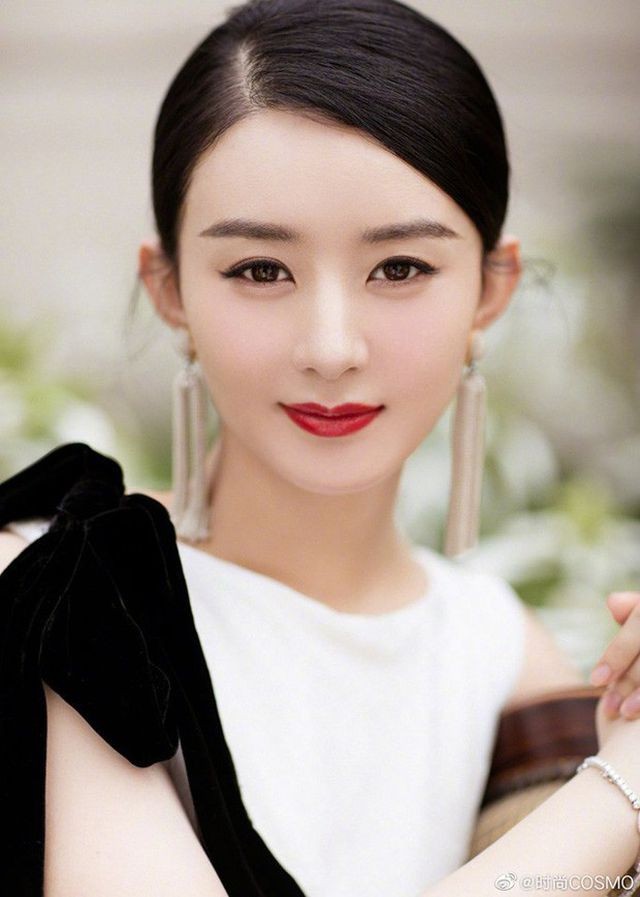 Triệu Lệ Dĩnh đẹp xuất sắc giữa tin đồn chồng “ngoại tình” - 10 Triệu Lệ Dĩnh đẹp xuất sắc giữa tin đồn chồng “ngoại tình” - 10