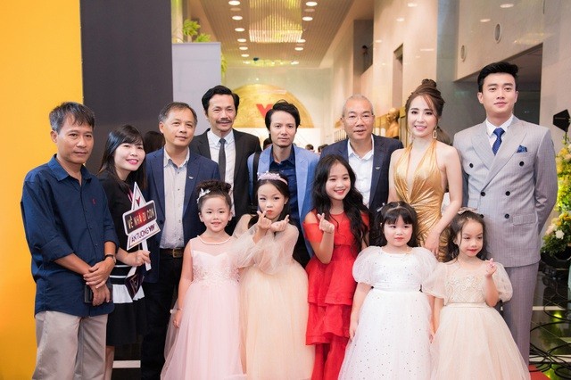 Quỳnh Nga trải lòng chuyện ồn ào với Việt Anh và nụ hôn bạo liệt với Chí Nhân - 1 Quỳnh Nga trải lòng chuyện ồn ào với Việt Anh và nụ hôn bạo liệt với Chí Nhân - 1