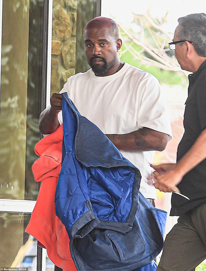 Bêu xấu Kim Kardashian thậm tệ, Kanye West cầu xin vợ tha thứ - Ảnh 1. Bêu xấu Kim Kardashian thậm tệ, Kanye West cầu xin vợ tha thứ - Ảnh 1.