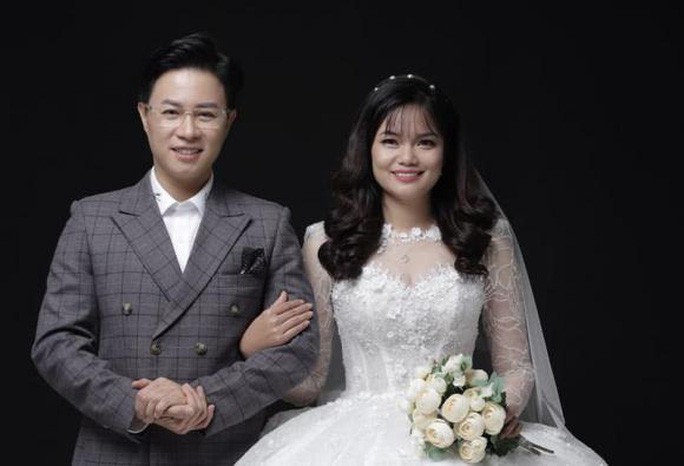 MC Lê Anh bí mật tổ chức đám cưới với trưởng khoa kém 10 tuổi - Ảnh 3. MC Lê Anh bí mật tổ chức đám cưới với trưởng khoa kém 10 tuổi - Ảnh 3.