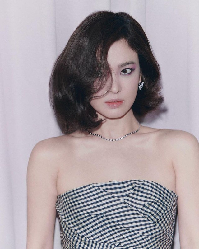 Câu trả lời thẳng thừng của Song Hye Kyo về tin đồn ngoại tình khiến Song Joong Ki đệ đơn ly hôn - Ảnh 3. Câu trả lời thẳng thừng của Song Hye Kyo về tin đồn ngoại tình khiến Song Joong Ki đệ đơn ly hôn - Ảnh 3.