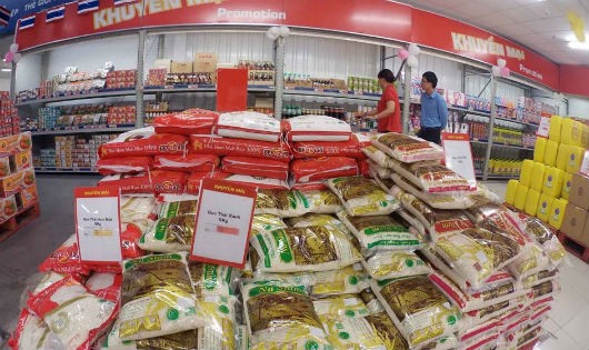 Hàng Việt đứng ở đâu trong sân chơi với hàng Thái?
