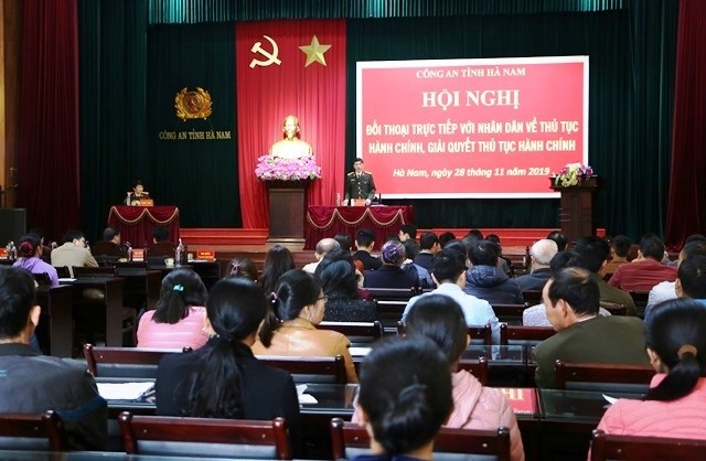 Công an tỉnh Hà Nam đối thoại với người dân về thủ tục hành chính