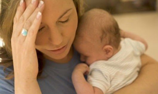 Sau sinh nhiều phụ nữ dễ bị trầm cảm (Hình minh hoạ)