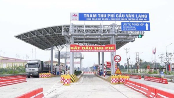 Ngày 4/1 chính thức thu tiền dịch vụ sử dụng đường bộ cầu Văn Lang