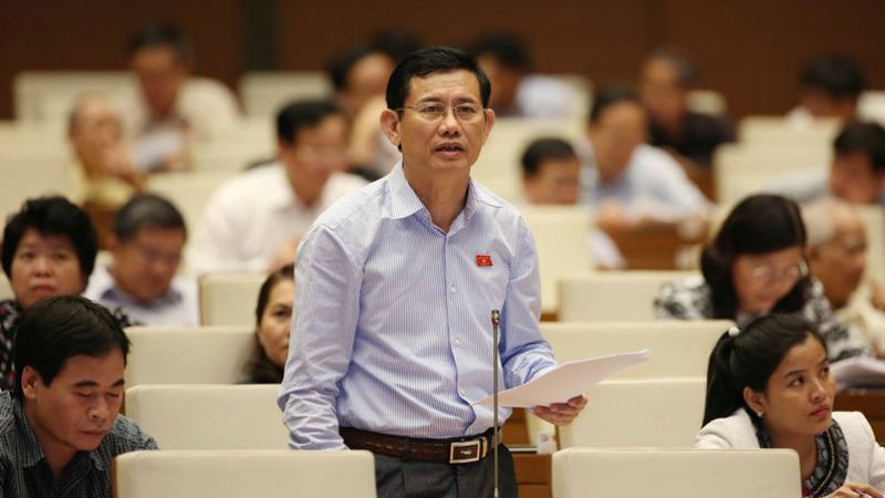 ĐBQH Nguyễn Ngọc Phương (Đoàn Quảng Bình): “Nếu cứ để các tỉnh chủ động sáp nhập có thể dẫn đến làm tùy tiện. Thậm chí nó có thể mang động cơ cá nhân chứ chưa nói đến là làm tốt hay chưa tốt”.