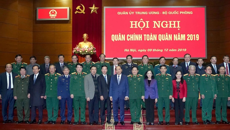 Thủ tướng Nguyễn Xuân Phúc và các đại biểu dự Hội nghị quân chính toàn quân năm 2019.