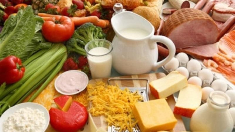 Những loại thực phẩm tốt cho sĩ tử mùa nắng nóng