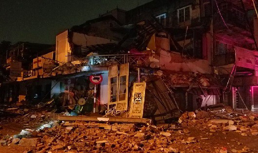 Hiện trường tiệm bánh bị sập