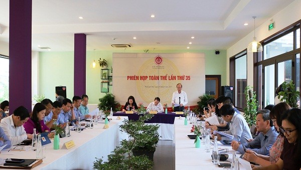 Ủy ban Pháp luật họp phiên toàn thể lần thứ 35