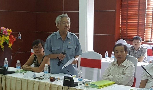 Giáo sư Nghiêm Vi Khải đề xuất quản lý hội ở "đầu ra" thay vì quản lý "đầu vào" như hiện nay.