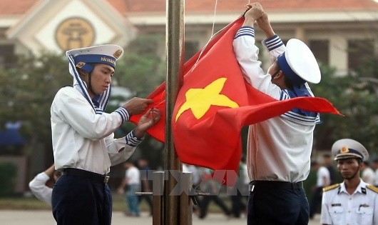 Pháp luật và lòng yêu nước