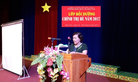 Bà Chu Thị Loan – Trưởng phòng Giáo dục và Đào tạo TP Bắc Kạn.