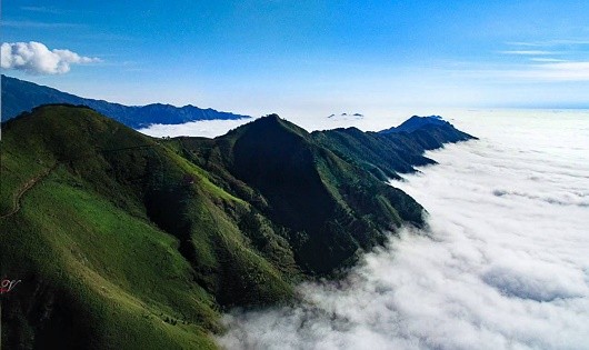 Tà Xùa mùa săn mây