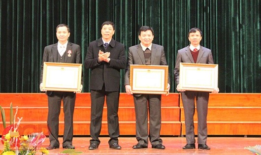 Sở Tư pháp tỉnh Bắc Giang vinh dự đón nhận Huân chương Lao động hạng Nhất