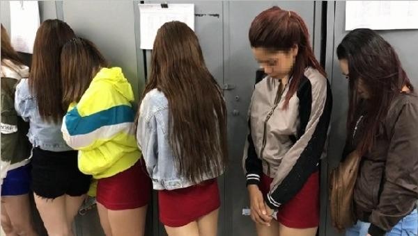 Đột kích 'động' massage kích dục Điêu Thuyền giá 13 triệu đồng/lần
