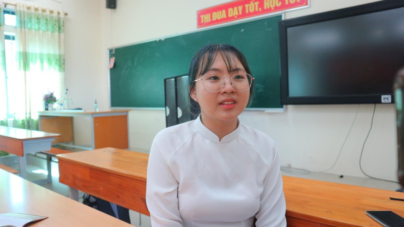 Chân dung nữ sinh thủ khoa khối C toàn quốc