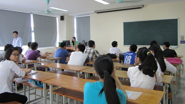 Xử lý tới cùng những thí sinh thi hộ, thi kèm