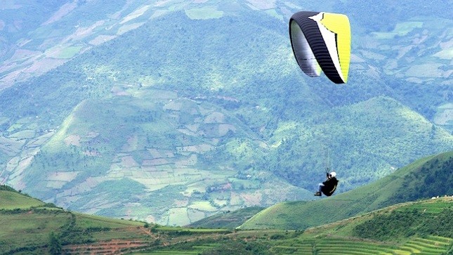 Lên Mù Căng Chải xem lúa chín, ngắm dù lượn