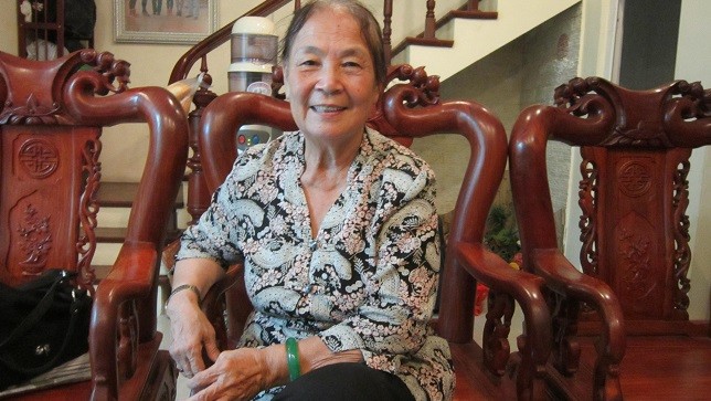 Đã 70 tuổi nhưng bà An vẫn đẹp nền nã.