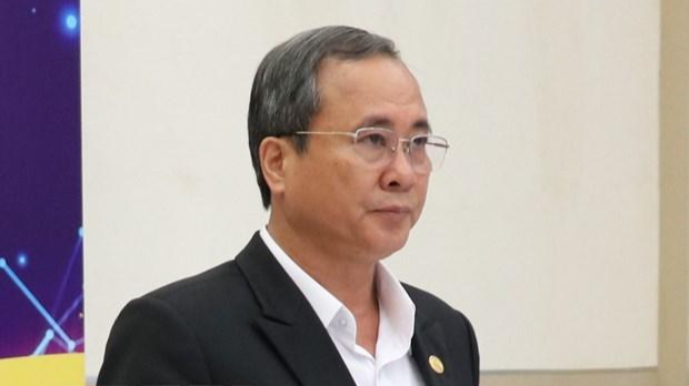 Ông Trần Văn Nam (cựu Bí thư Tỉnh ủy, nguyên Phó Chủ tịch UBND tỉnh Bình Dương) bị khởi tố về tội "Vi phạm quy định về quản lý, sử dụng tài sản nhà nước gây thất thoát, lãng phí".