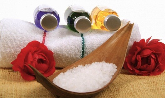 Giúp bạn kể tên những công dụng thần thánh của muối