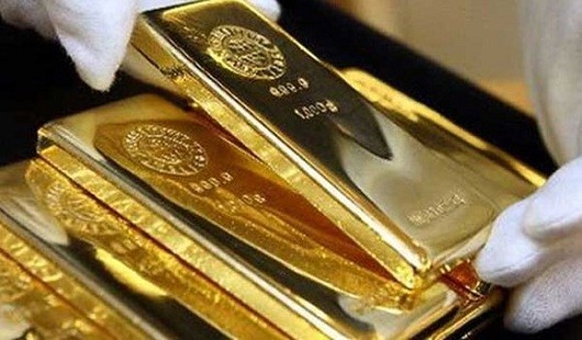 Vàng trong nước giảm nhẹ, thị trường thế giới “sáng sủa“