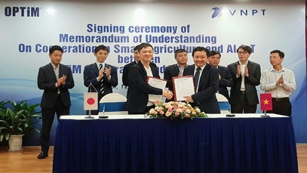 VNPT và OPTiM Nhật Bản sẽ hợp tác cùng ứng dụng các công nghệ 4.0 để có các sản phẩm nông sản sạch, với chi phí sản xuất hợp lý, tốn ít nhân công, mang lại lợi ích thiết thực cho hàng triệu nông dân Việt Nam.