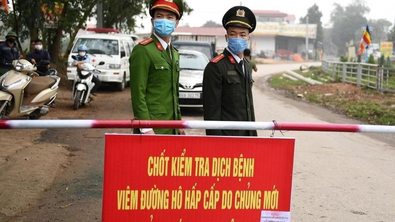 Công an “đi từng nhà, rà từng người” để lập danh sách người nhập cảnh từ ngày 07/3/2020