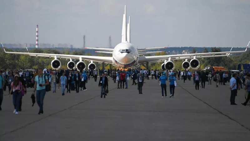 Máy bay chở khách thân rộng Il-96 của Liên Xô và Nga tại Triển lãm MAKS 2021.