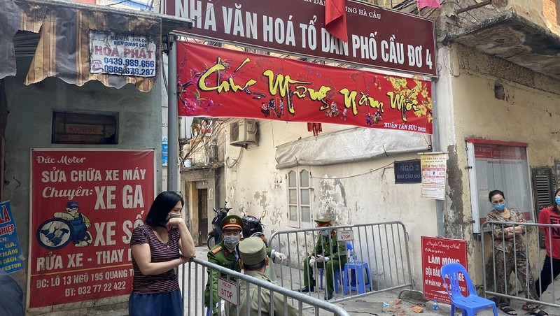 Đang thực nghiệm hiện trường vụ bé gái 12 tuổi nghi bị bạo ...