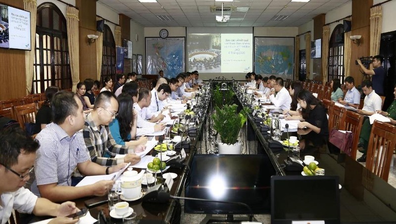 Các đại biểu tại cuộc họp.
