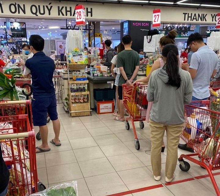 Không lo thiếu lương thực, nhu yếu phẩm sau chỉ thị cách ly toàn xã hội