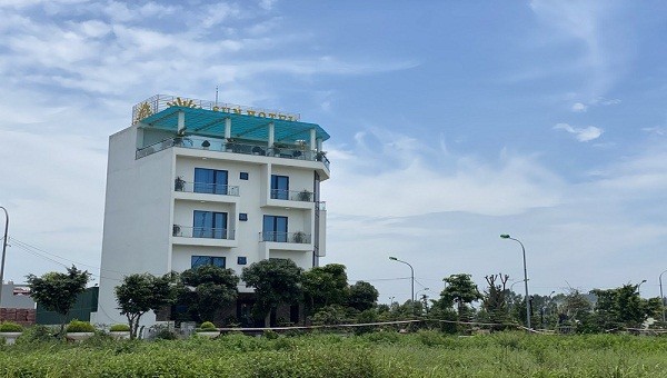 Llực lượng chức năng đã phong tỏa khách sạn Sun sau khi xác nhận 1 trường hợp nghi nhiễm SARS-CoV-2 lưu trú tại đây.