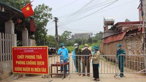 Chốt cách ly tại xã Kim Đức, thành phố Việt Trì.